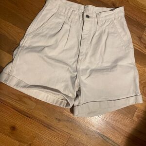 Bill Blass Cream High Waist Shorts with Cuffed Hem
